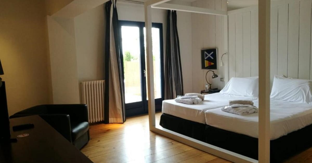 Hotel Trias
