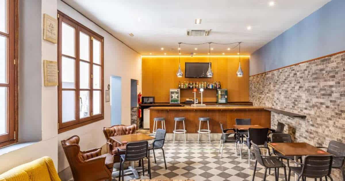 אכסניית הנוער סנטרל פלמה
